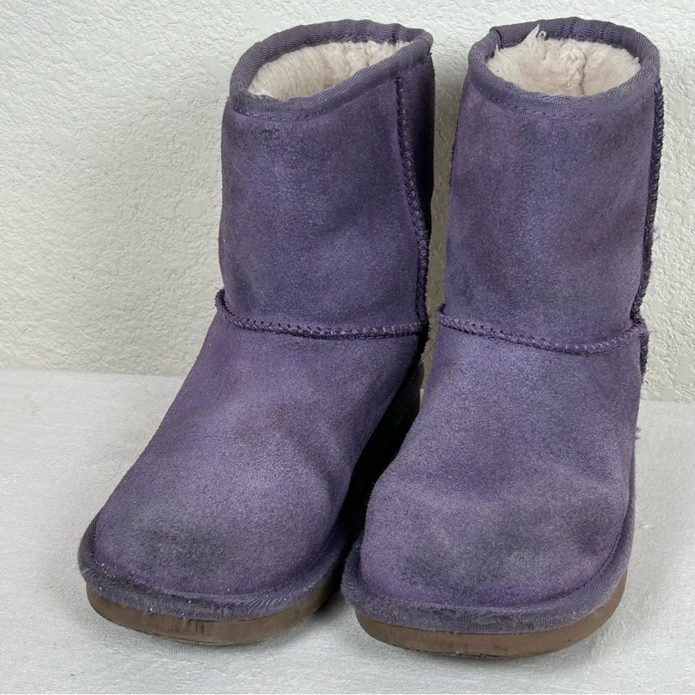 UGG Koolaburra Childs Sz 2 purple suede sheepskin rubber sole Boho Chic boots